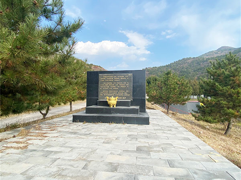 陵园花园步道